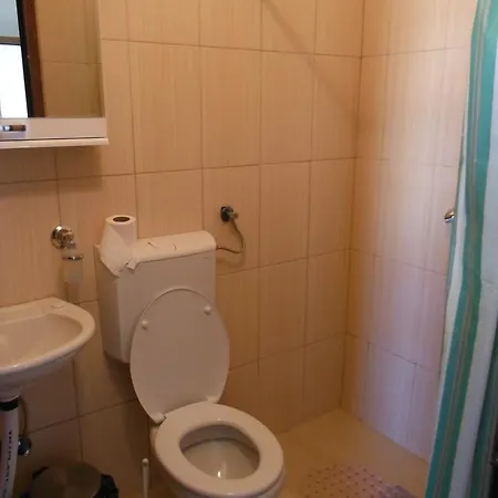 Musical Pansion Radgost, Bed & Breakfast